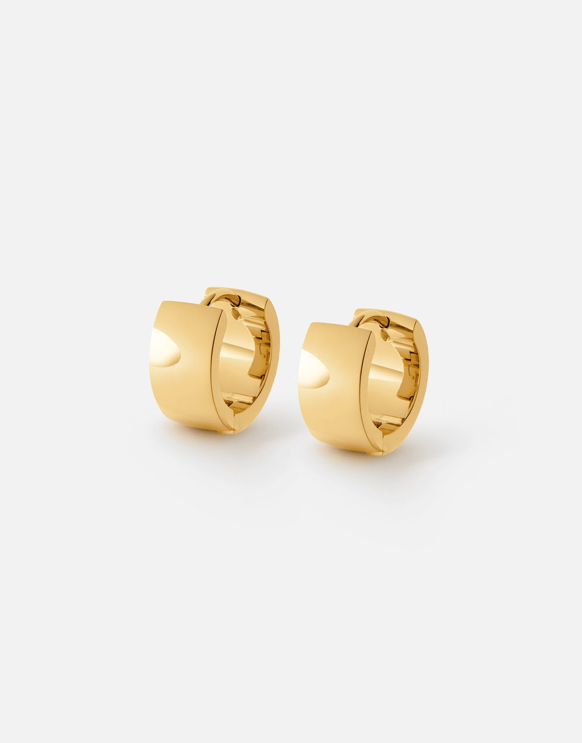 Maiya Huggie Earrings | 18K Gold
