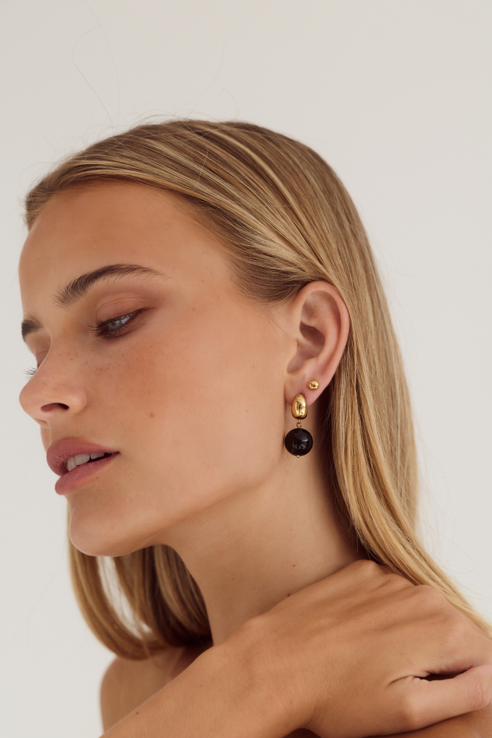Vera Earrings | Black Onyx