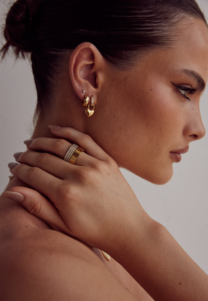 Agathe Huggie Earrings | Gold